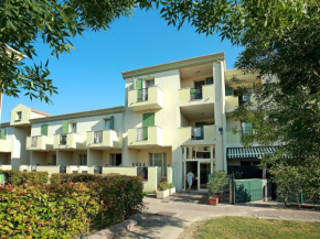 Apartment Robinia-Pinetine-4 by Interhome Duna Verde